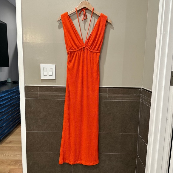 Walter Baker Carmen Ribbed Jersey Halterneck Midi Dress - Picture 9 of 15